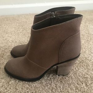 Jessica Simpson ankle booties